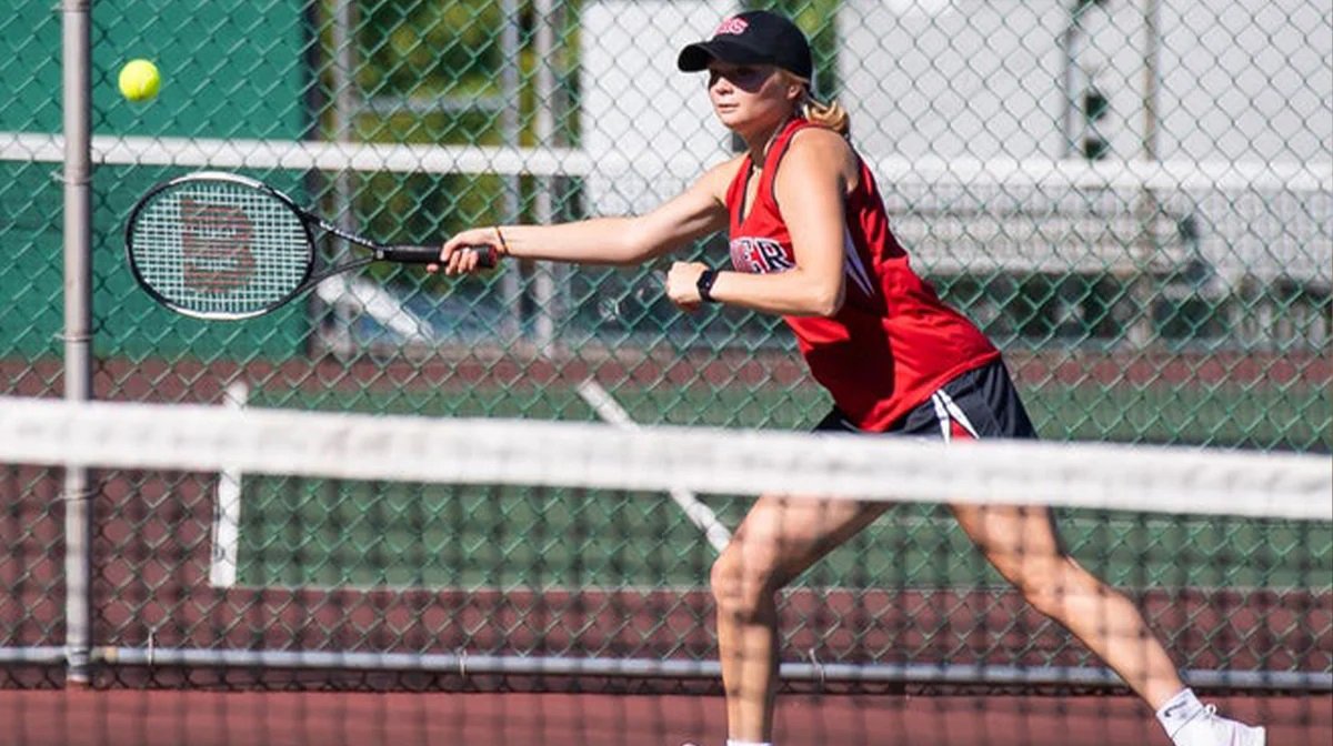 E.C. Glass Girls Tennis Tovia Car